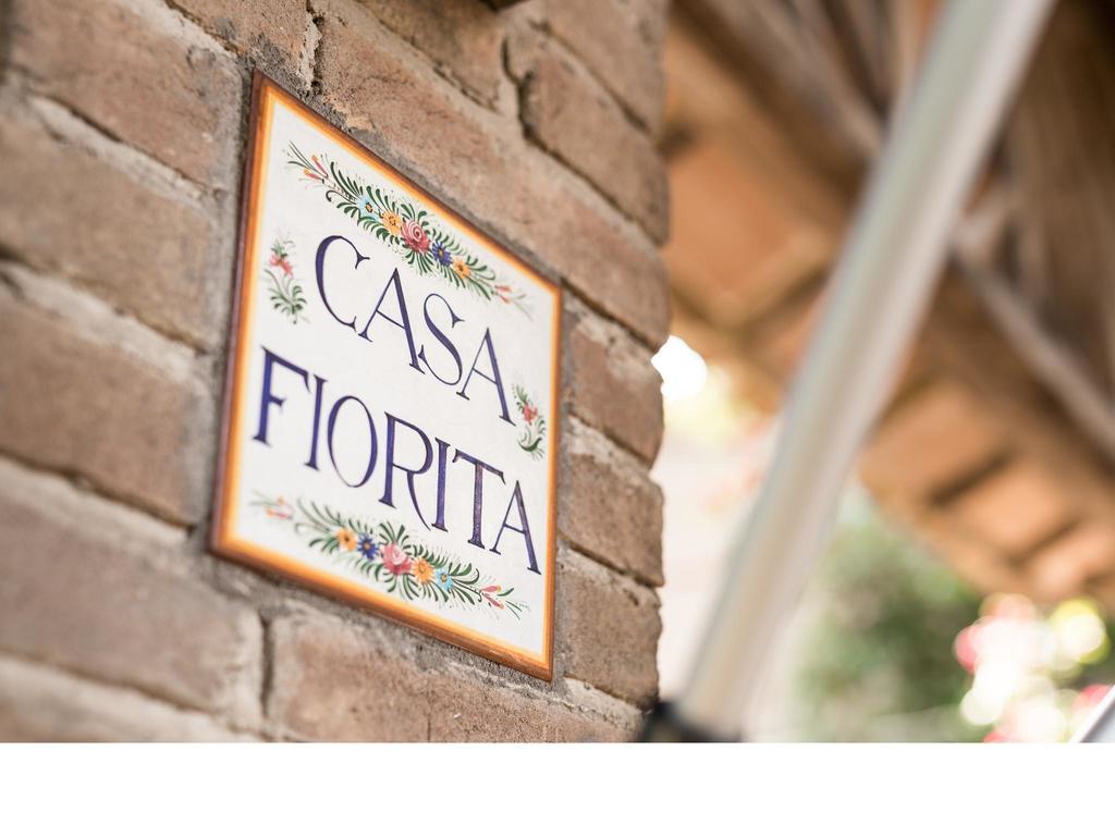 Casa Fiorita Acomodação com café da manhã Sant'Enea Exterior foto